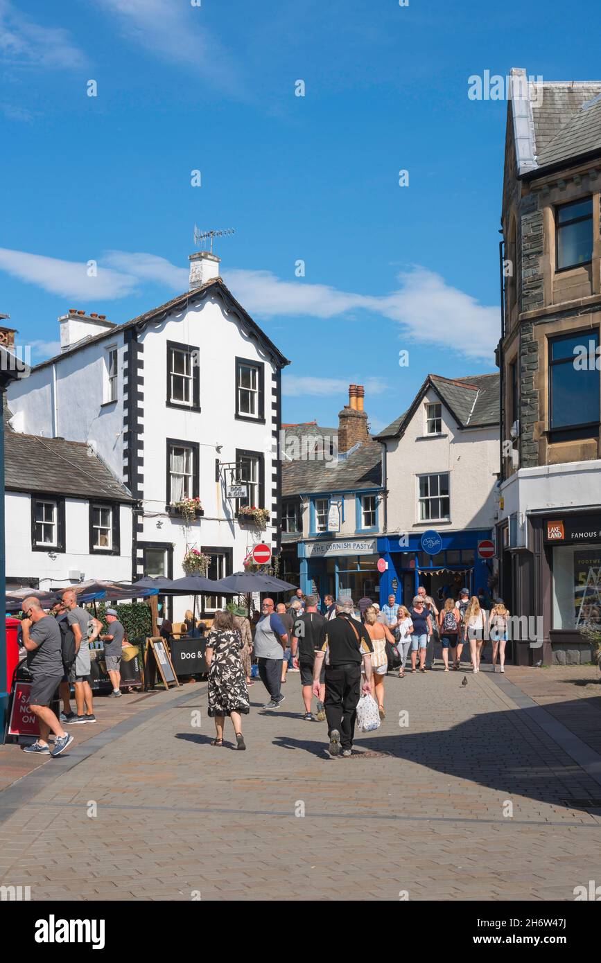 Keswick, view in summer of Lake Road in the centre of Keswick, Lake District, with the popular Dog And Gun pub on the left, Cumbria, England, UK Stock Photo