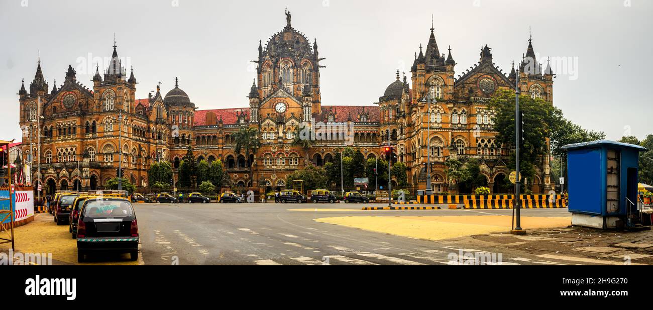 MUMBAI, INDIA - OCTOBER 2, 2021 : Chhatrapati Shivaji Terminus railway station (CSTM), is a historic railway station and a UNESCO World Heritage Site Stock Photo