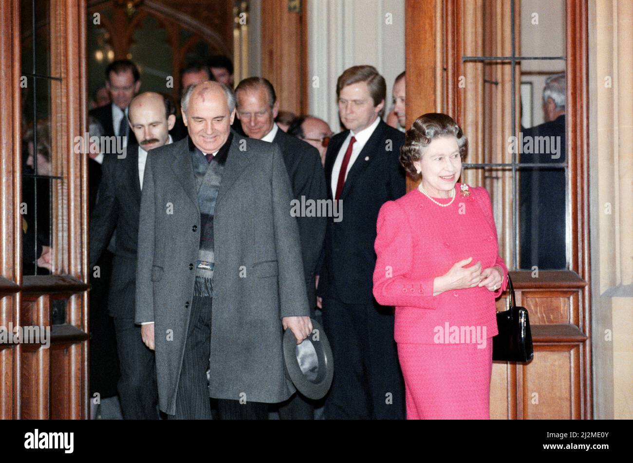 Mikhail Gorbachev, General Secretary of the Central Committee of the Communist Party of the Soviet Union, visiting the Queen at Windsor Castle. 7th April 1989. Stock Photo