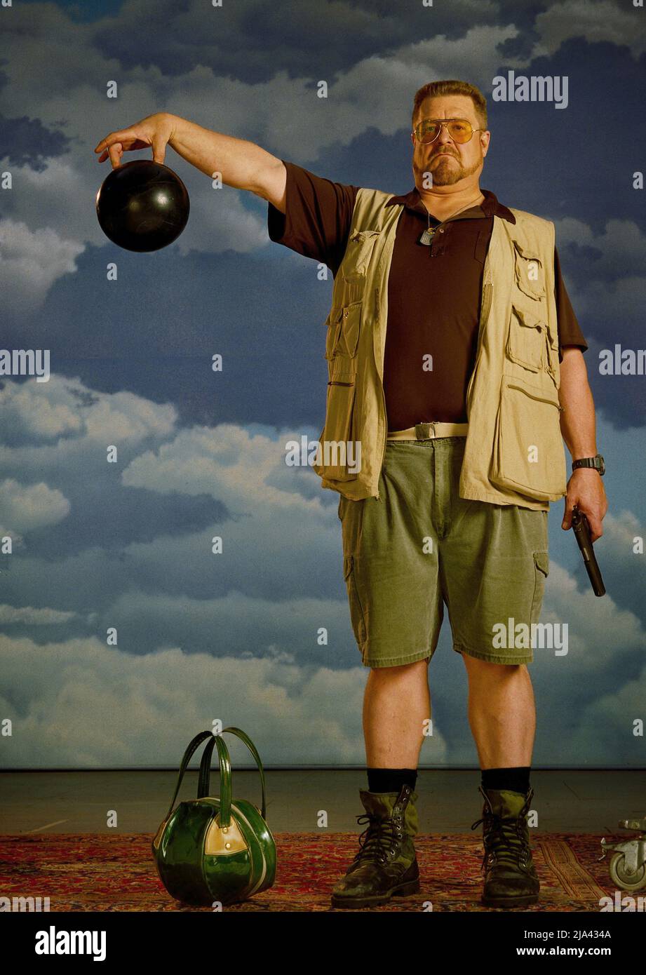 JOHN GOODMAN in THE BIG LEBOWSKI (1998), directed by JOEL COEN. Credit: POLYGRAM/WORKING TITLE FILMS / Album Stock Photo