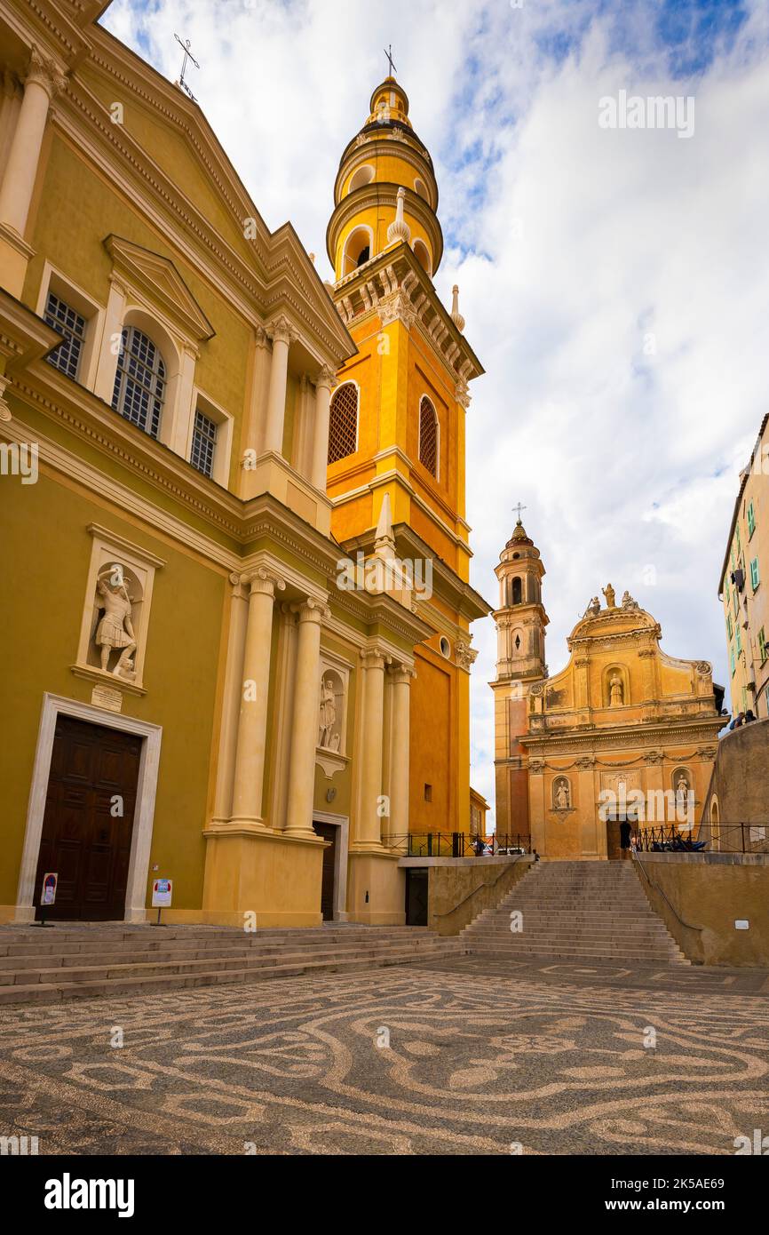 Basilique Saint-Michel and Chapel of the White Penitents, Menton, France. The hilly, medieval old town on the  French Riviera, in the Alpes-Maritimes Stock Photo