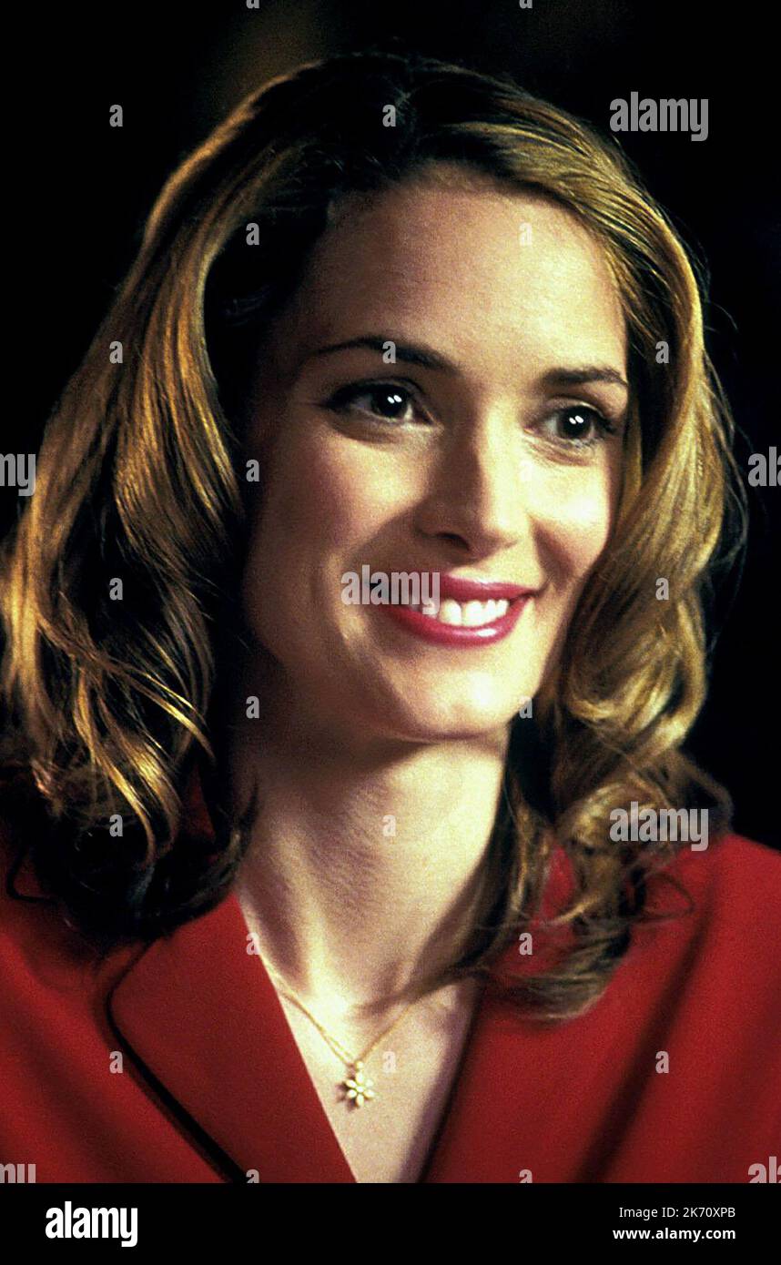 WINONA RYDER, MR. DEEDS, 2002 Stock Photo