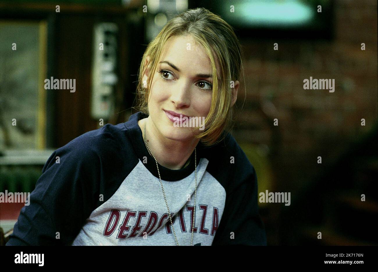 WINONA RYDER, MR. DEEDS, 2002 Stock Photo