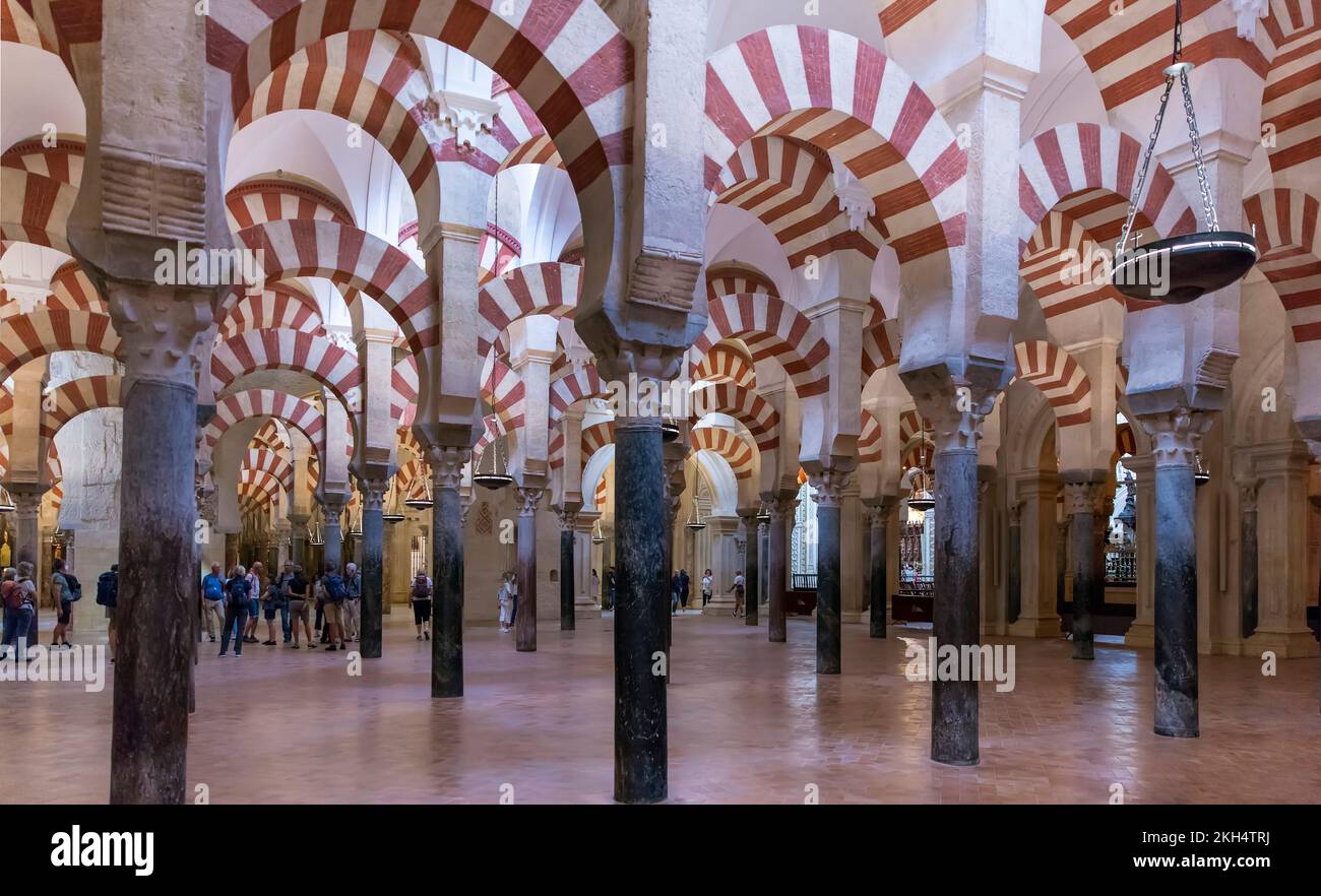 Double-tiered pillars in the hypostyle hall of the Mosque-Cathedral of Cordoba, Andalusia, Spain Stock Photo