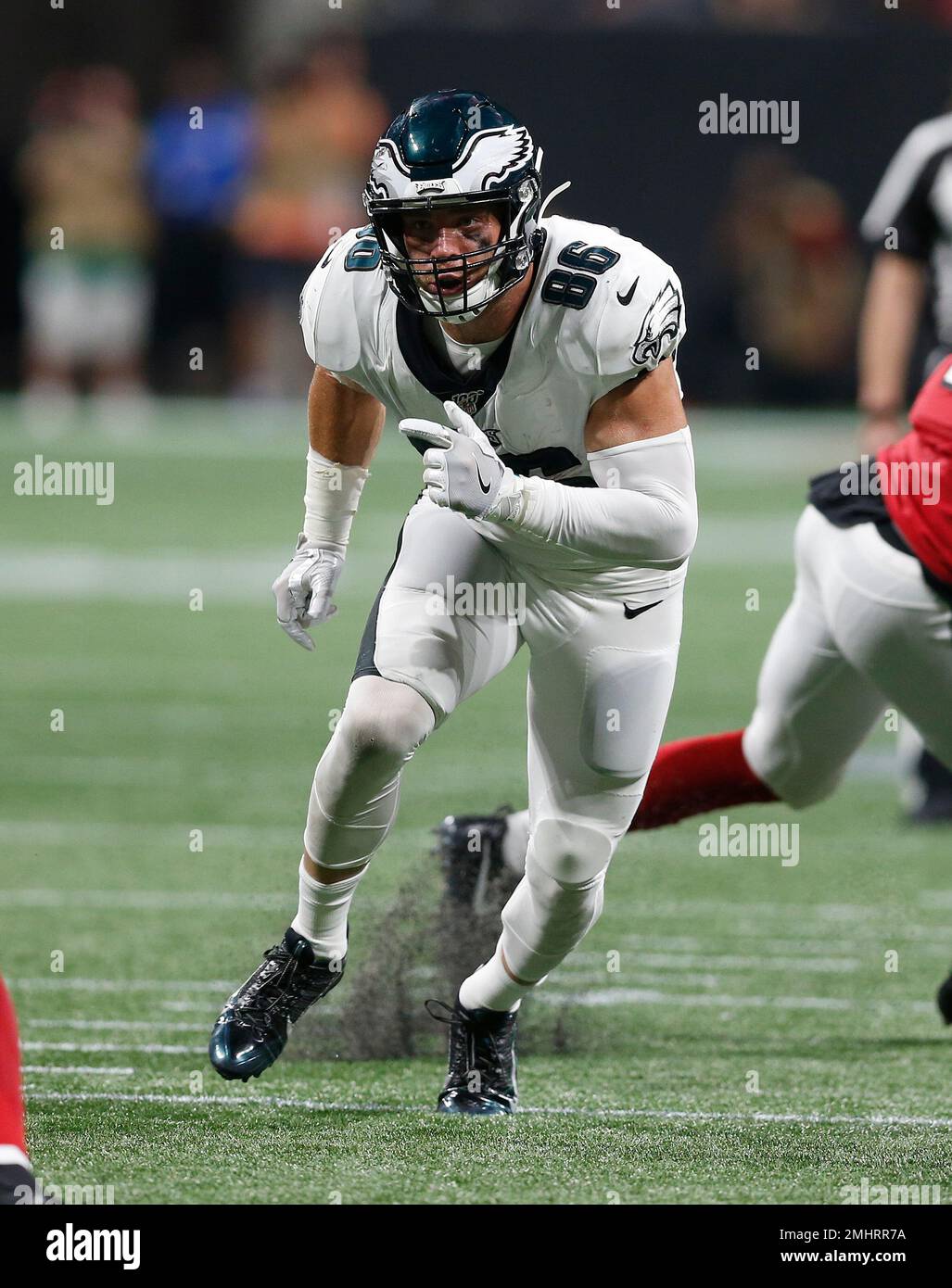 Philadelphia Eagles tight end Zach Ertz (86) runs a route in a week 2 ...