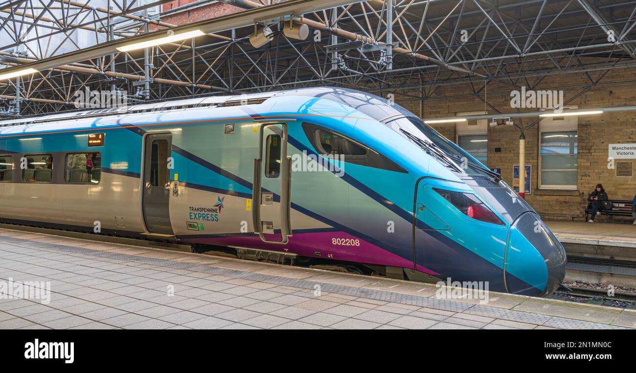 Transpennine Express in Manchester Piccadily train station Stock Photo