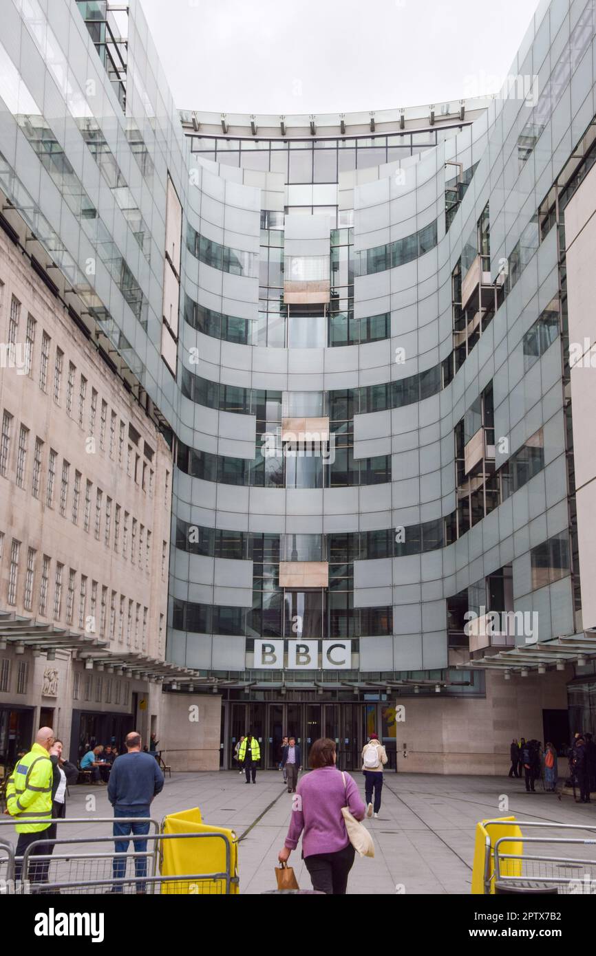 London, UK. 28th April 2023. Exterior view of Broadcasting House, the BBC headquarters in Central London, as BBC chair Richard Sharp resigns after it emerged that he failed to declare his role in a £800,000 loan made to former Prime Minister Boris Johnson. Credit: Vuk Valcic/Alamy Live News Stock Photo