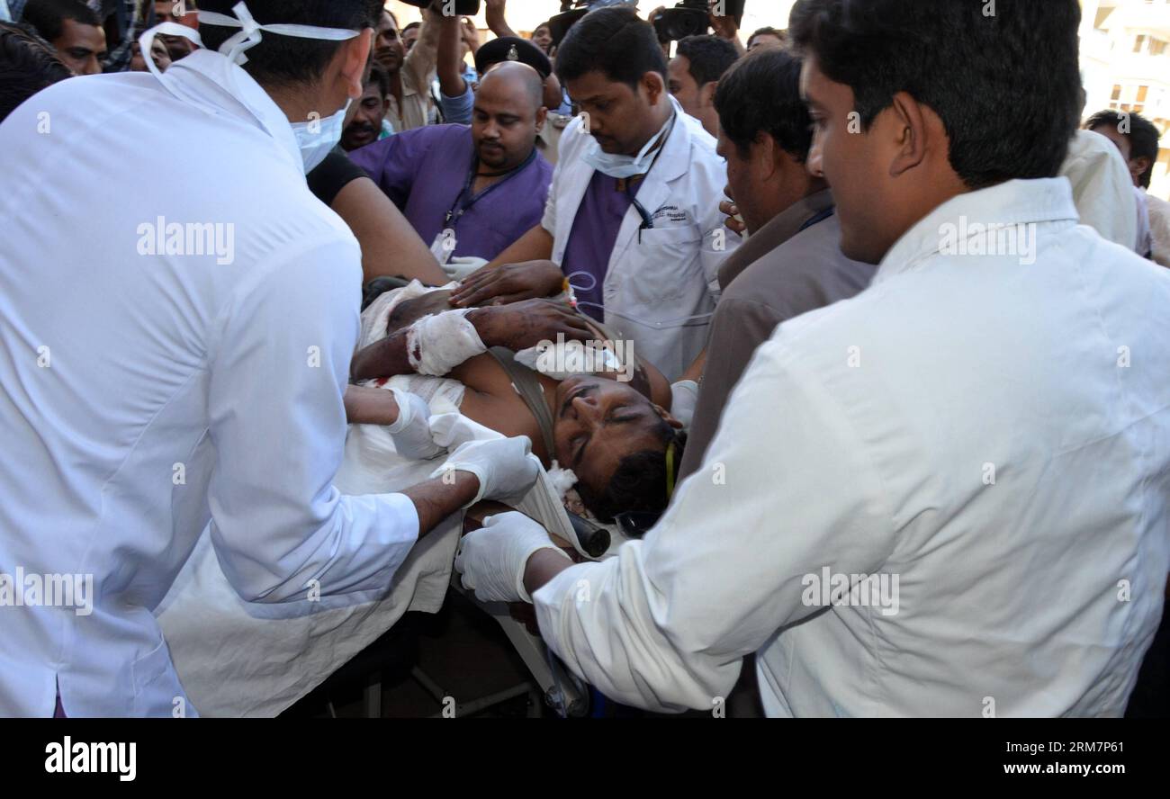 (140311) -- RAIPUR, March 11, 2014 (Xinhua) -- An injured paramilitary soldier is carried on a stretcher to a hospital after he was injured in an ambush in Raipur, India, March 11, 2014. At least 20 Indian security forces personnel were killed and several other injured in a major left-wing rebel Naxalite attack in the central state of Chhattisgarh Tuesday, a top police official said. (Xinhua/Stringer) INDIA-RAIPUR-NAXALITE ATTACK PUBLICATIONxNOTxINxCHN   Raipur March 11 2014 XINHUA to Injured paramilitary Soldier IS carried ON a stretcher to a Hospital After he what Injured in to Ambush in Rai Stock Photo