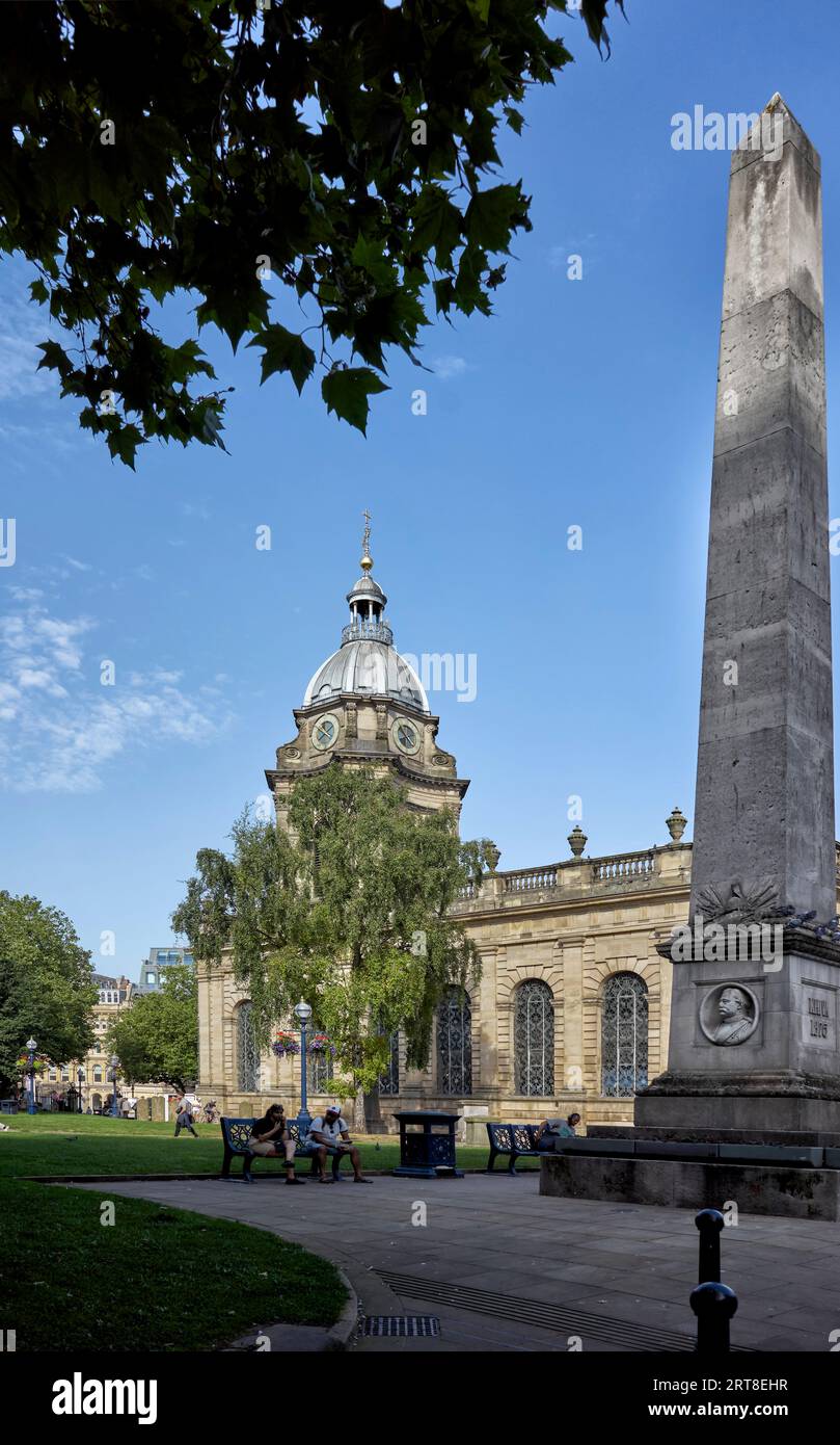 St Philips Cathedral Birmingham and the Burnaby Obelisk a.k.a Khiva 1875 monument in Cathedral Square England UK Stock Photo