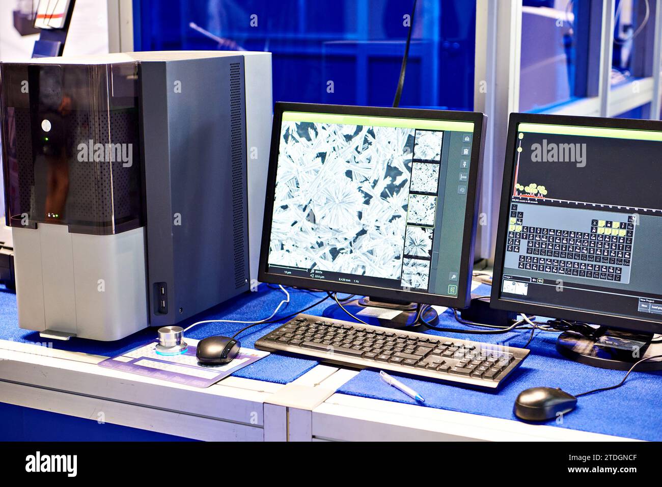 Scanning electron microscope with EMF microanalysis Stock Photo