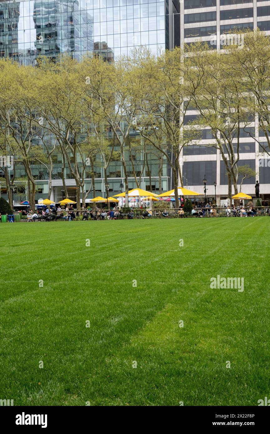 Bryant Park is an oasis behind the New York Public Library in Midtown ...