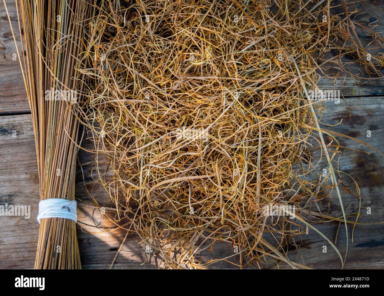 Organic Uttarakhand brooms made with coconut husk & agri waste. Eco-friendly & traditional. Perfect for eco-conscious consumers. India's sustainable c Stock Photo