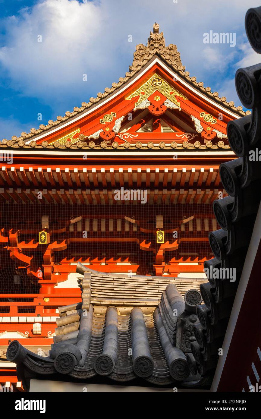 Religious architecture in Japan. Senso-ji Buddhist temple Hozomon Gate in Asakusa, the oldest temple in Tokyo Stock Photo