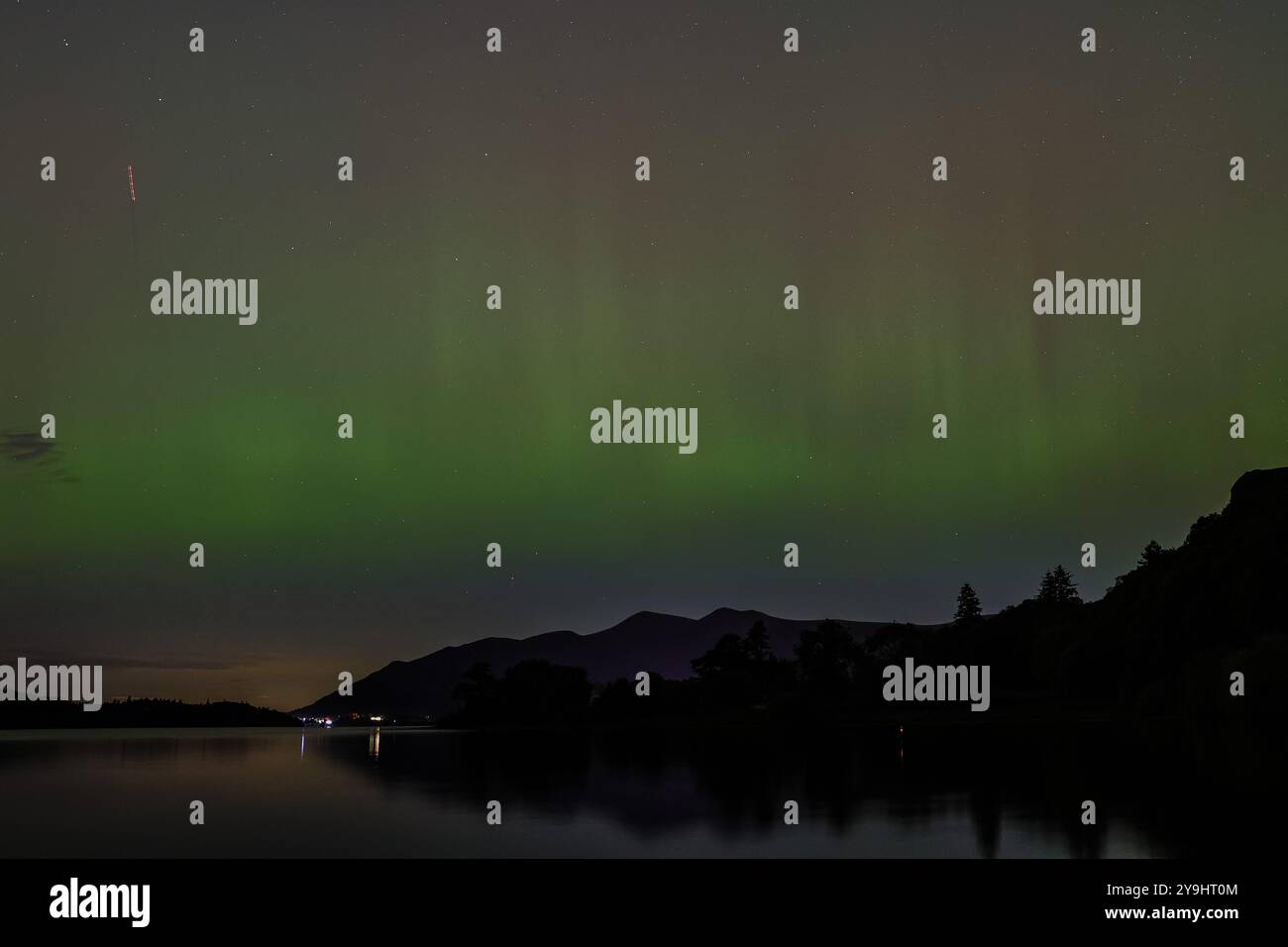 Northern Lights also know as the Aurora Borealis shines over Derwent Water near, Keswick, Lake District, Cumbria, United Kingdom. 10th Oct, 2024. (Photo by Mark Cosgrove/News Images) in Keswick, United Kingdom on 10/10/2024. (Photo by Mark Cosgrove/News Images/Sipa USA) Credit: Sipa USA/Alamy Live News Stock Photo