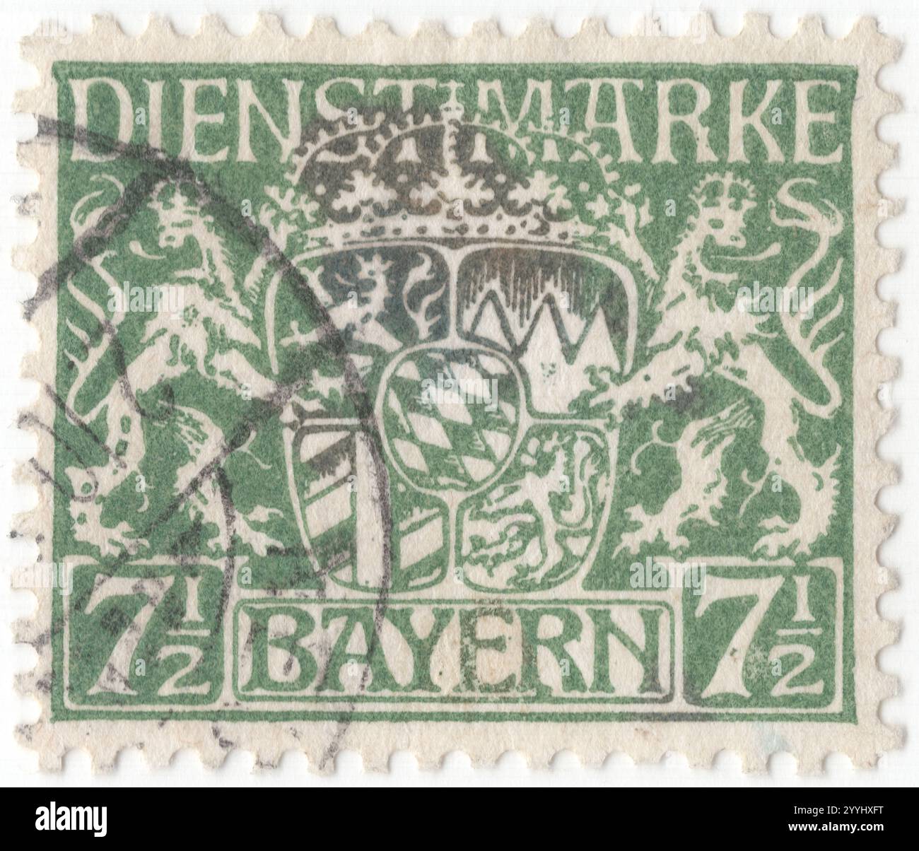 BAVARIA — 1917 October 01: 7½ pfennig green Official stamp depicting Bayern State Coat of Arms and ornament. Bavaria was a Kingdom in the south of Germany with the capital in Munich, member of the German Confederation and became part of the German Empire in 1870. After World War I, it declared itself a republic. It lost its postal autonomy on Mar. 31, 1920 Stock Photo