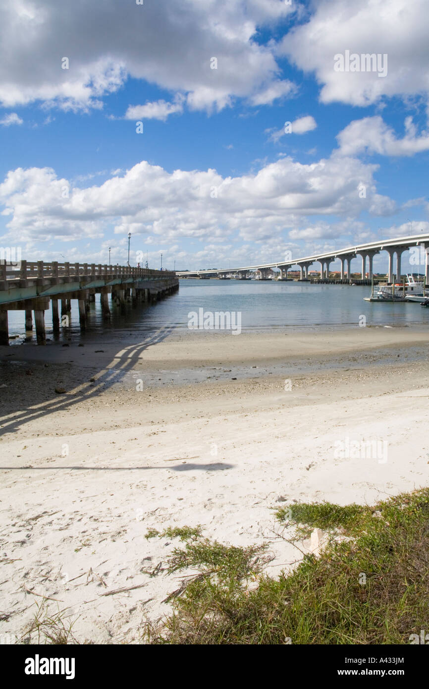 The fishing pier and bridge over the Intracoastal Waterway, Vilano Beach, near St. Augustine, Florida. Stock Photo