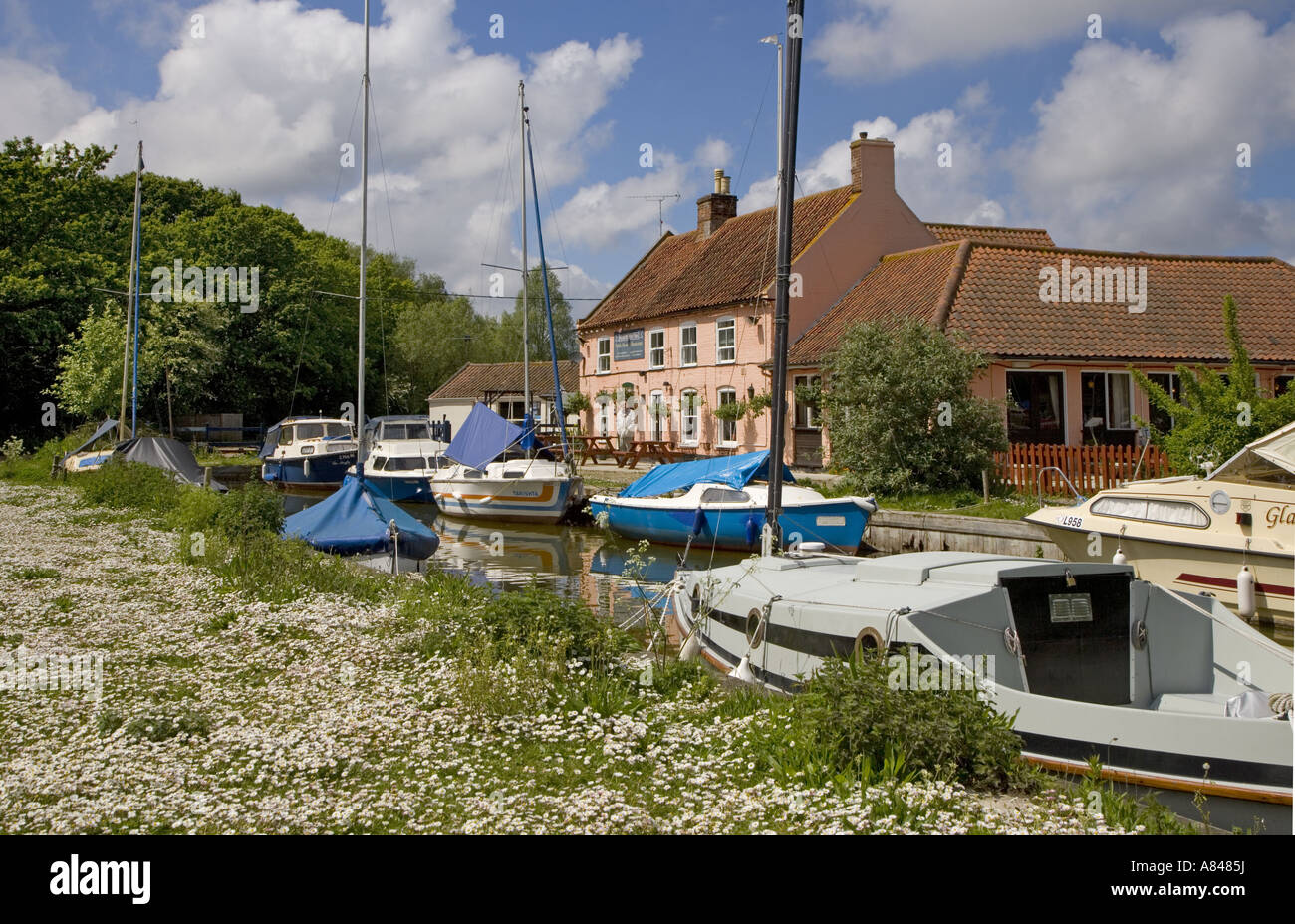 Pleasure Boat Inn Hickling Norfolk Stock Photo