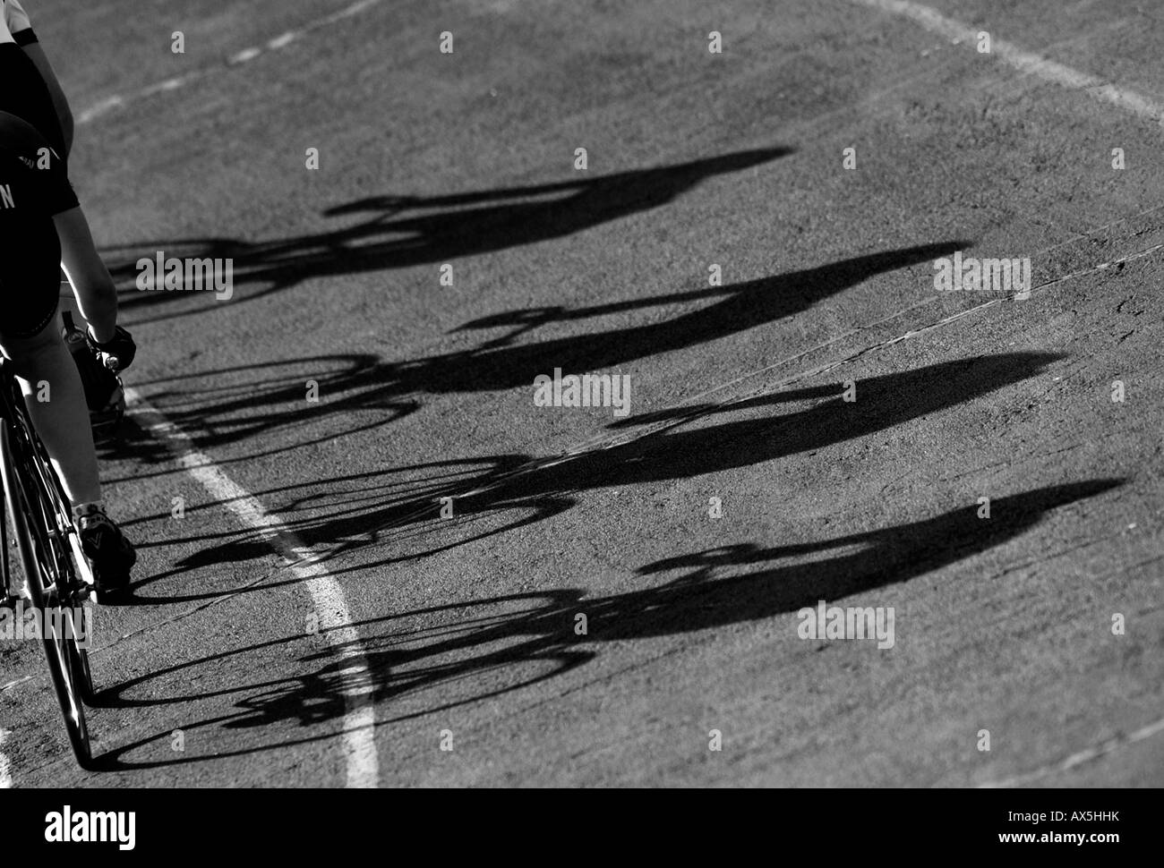 Bicycle track racing at the Welwyn Garden City circuit, Welwyn, Hertfordshire, UK Stock Photo