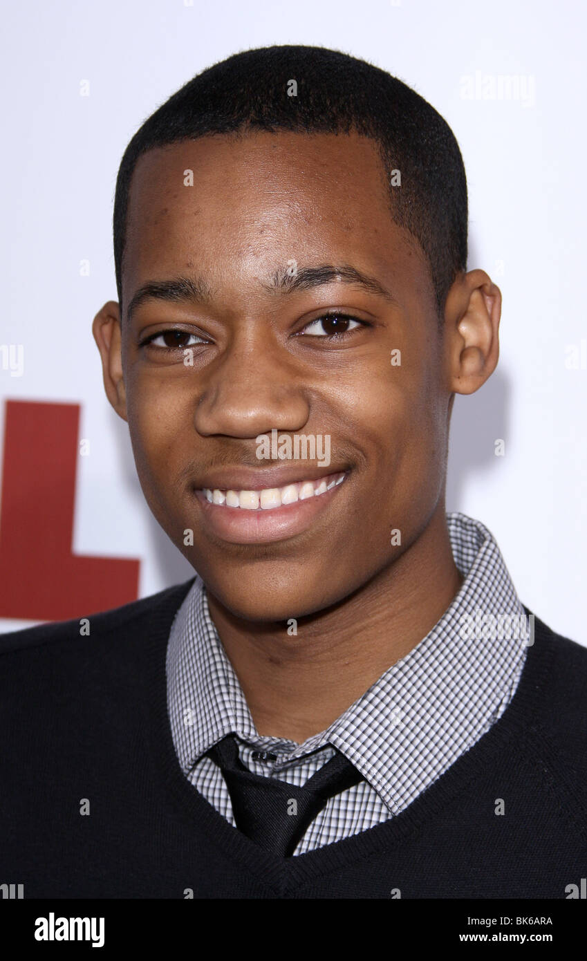 TYLER J. WILLIAMS DEATH AT A FUNERAL WORLD PREMIERE HOLLYWOOD LOS ANGELES CA 12 April 2010 Stock Photo