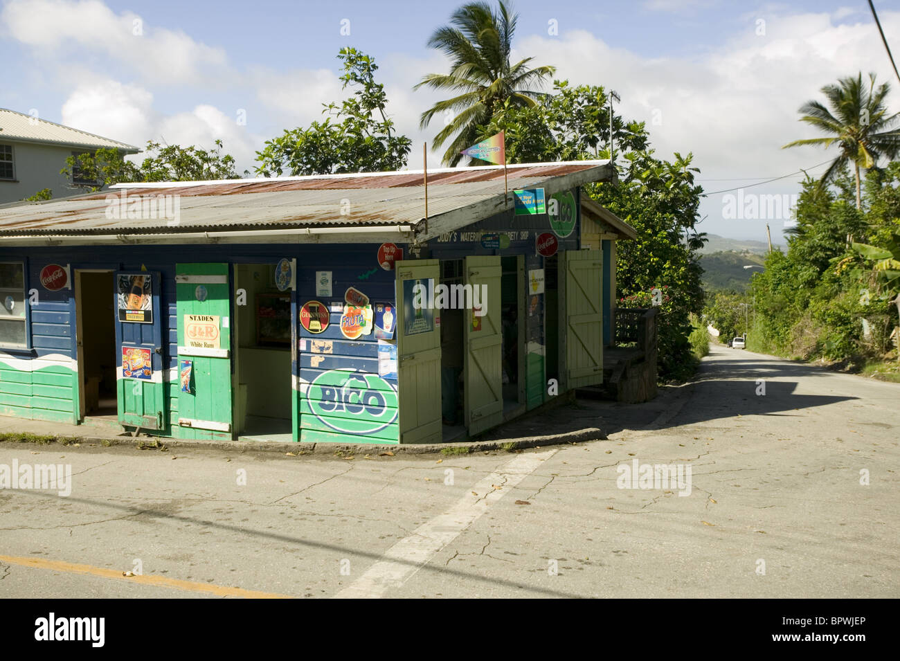 Rum shop in Hillaby Stock Photo