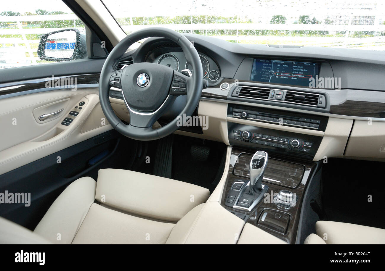 BMW 535i - MY 2010 - gray metallic - German premium higher class sedan, segment E (executive) - details: interior, dashboard Stock Photo