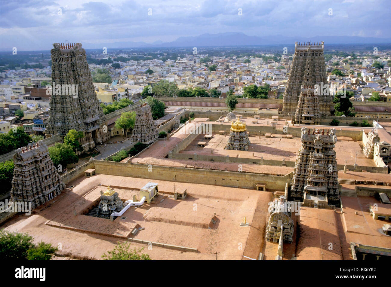 Madurai, Tamil Nadu, India - The Meenakshi Amman Temple and cityscape of Madurai. Stock Photo