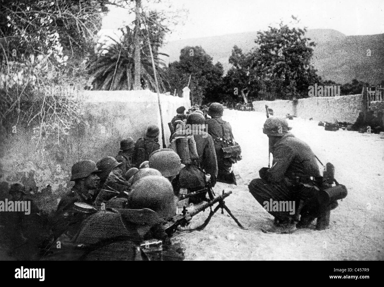 German paratroopers and airborne troops from Chania, Crete 1941 Stock Photo