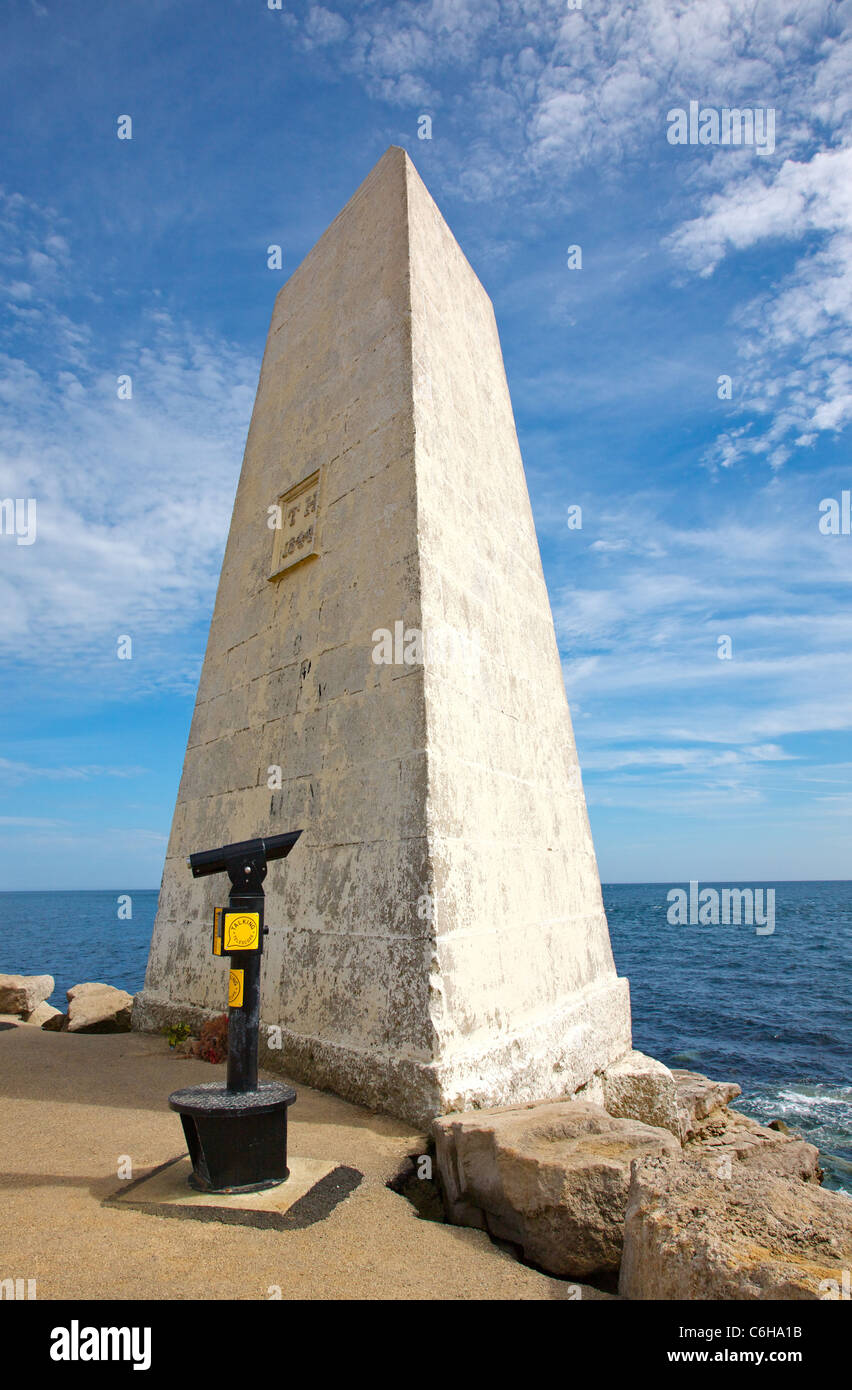 Trinity House obelisk land marker and viewing telescope on Portland Bill Dorset UK Stock Photo