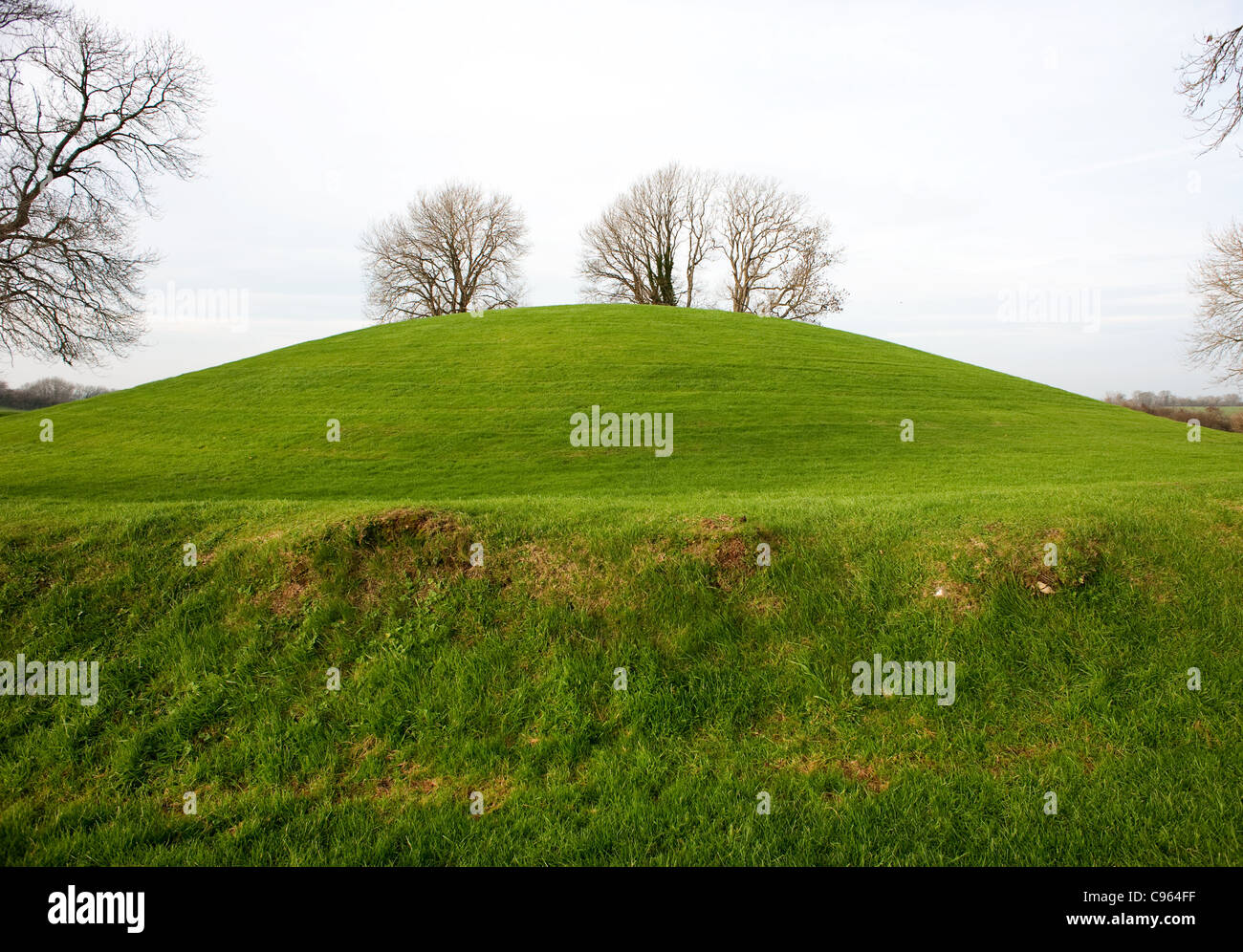 Navan Fort – known in Old Irish as Eṁaın Ṁacha, is an ancient monument in County Armagh, Northern Ireland. Stock Photo