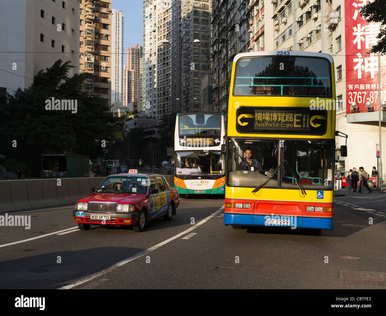 dh Hong Kong bus CAUSEWAY BAY HONG KONG Red taxi kings road china double decker public transport deck Stock Photo