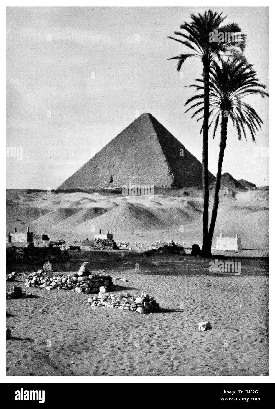 1917 Great Pyramid of Giza Stock Photo