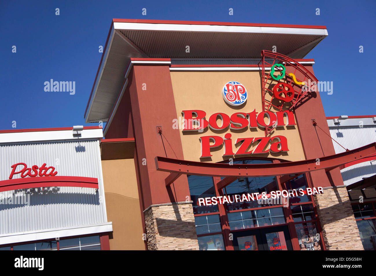 Boston Pizza Restaurant & Sports Bar Stock Photo