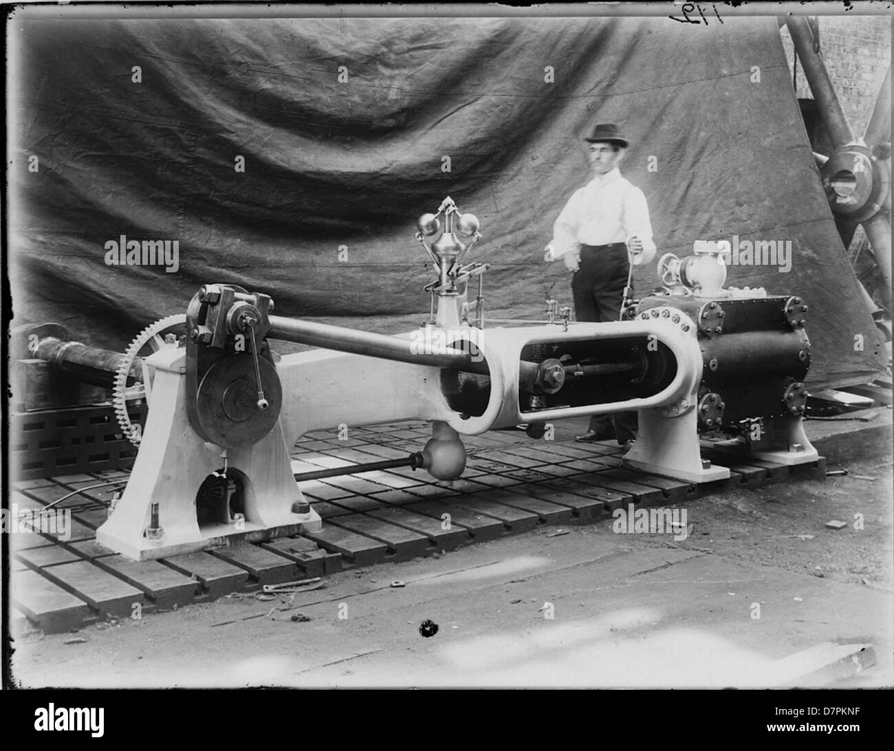 Corliss valve single cylinder steam engine Stock Photo