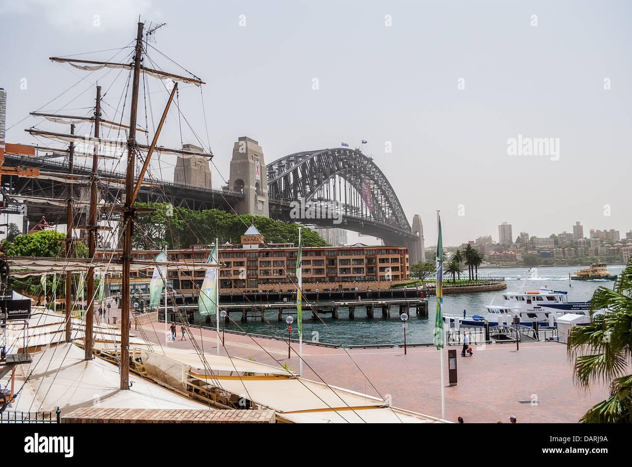 The iconic Sydney Harbour Bridge Stock Photo