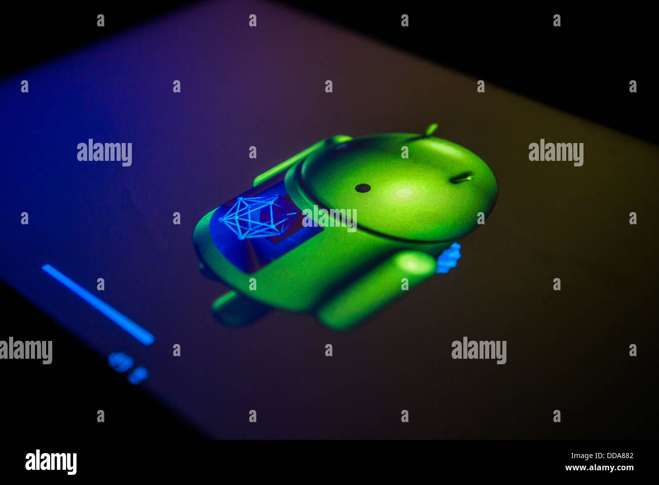 The little Android man appears during an update of the Android operating system on a Samsung tablet Stock Photo