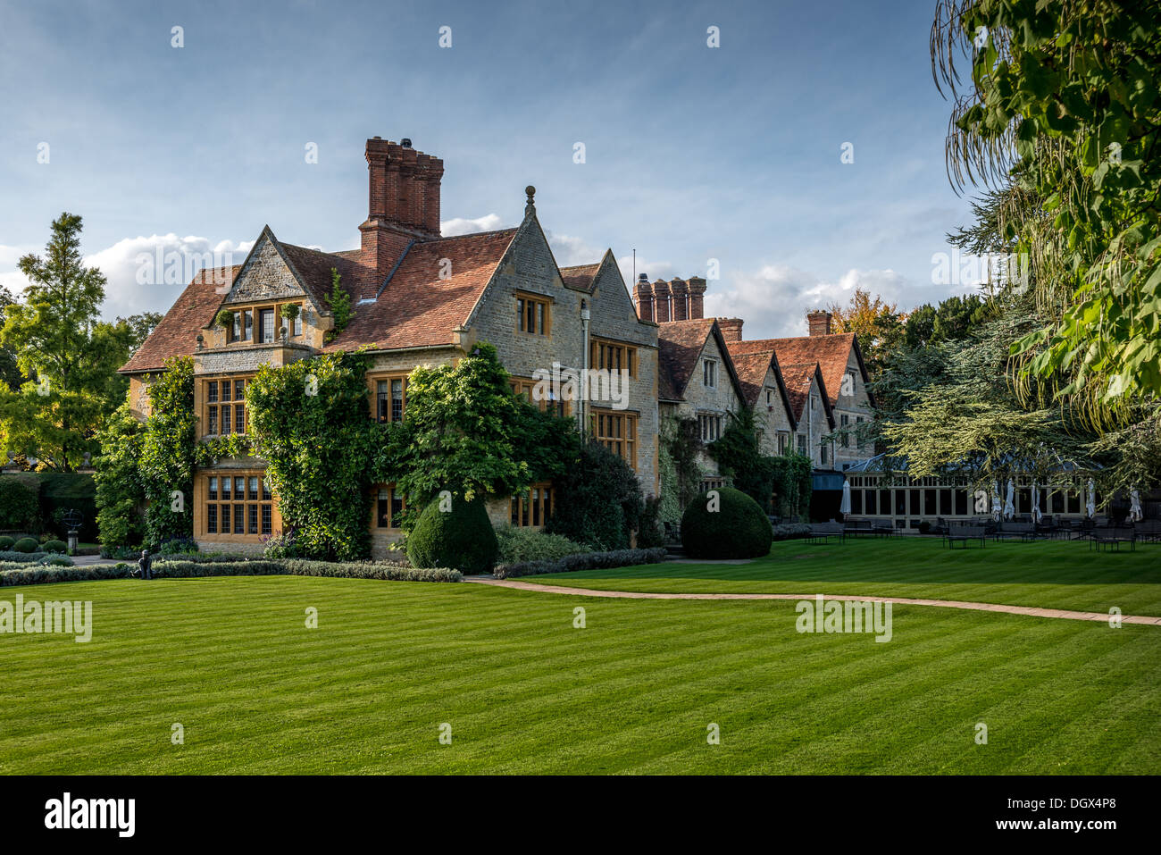 The main manor house of Le Manoir Aux Quat'Saisons, Oxfordshire Stock Photo