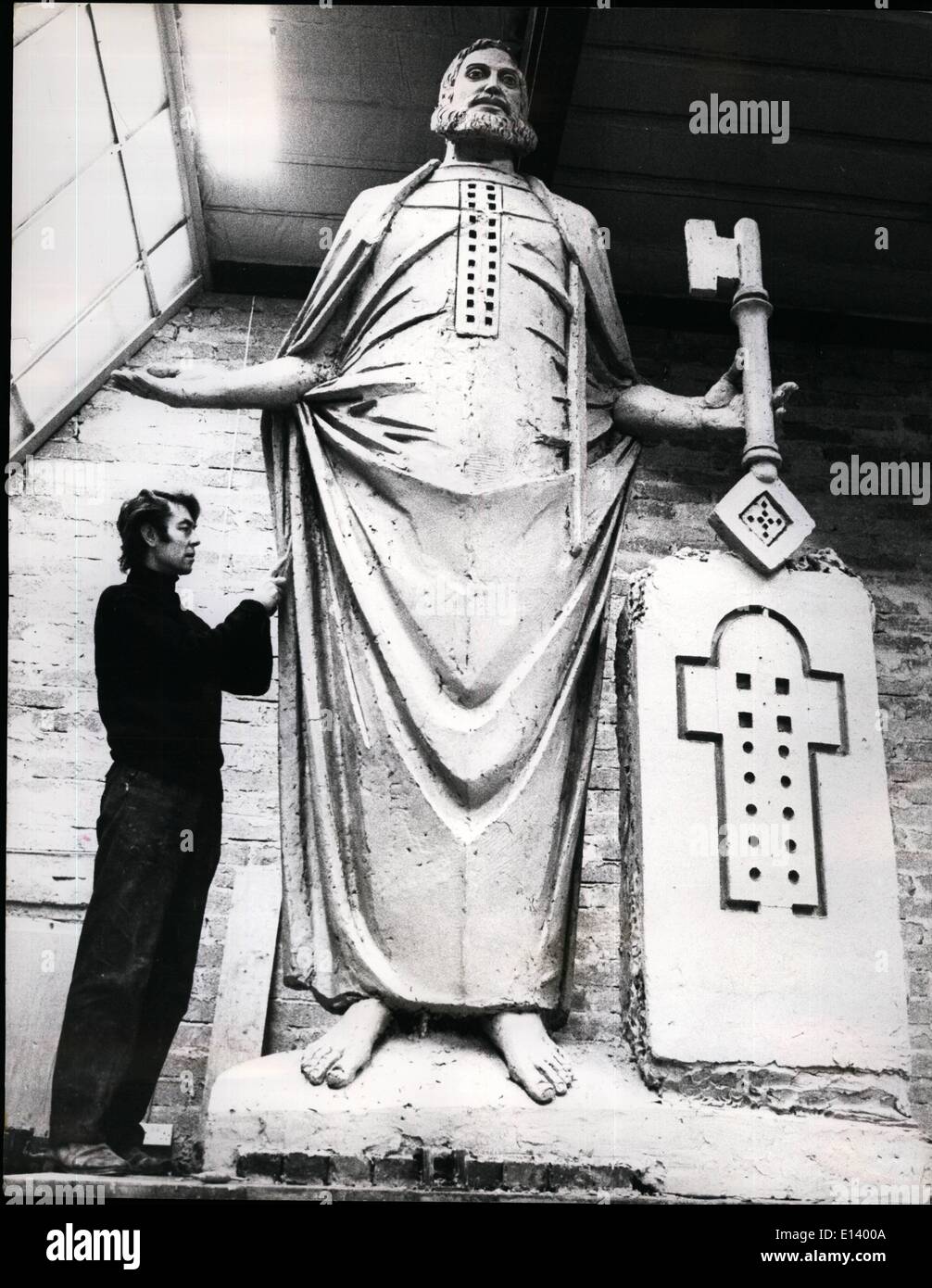 Mar. 27, 2012 - Twelve statues for st. Paul's. The first of the twelve new statues, the work of sculptor Edwin Russell, of hind-head, surrey is almost ready to be hoisted into position so that the artist and cathedral officials mav view it from ground level. The twelve foot high full size clay model of st. Peter was photographed in the artist's studio Stock Photo