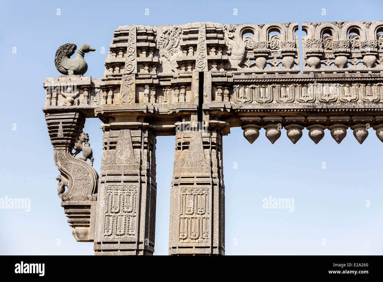 India, Andhra Pradesh state, Warangal, the fort, stone gateway (kirti torana, gateway of glory) Stock Photo