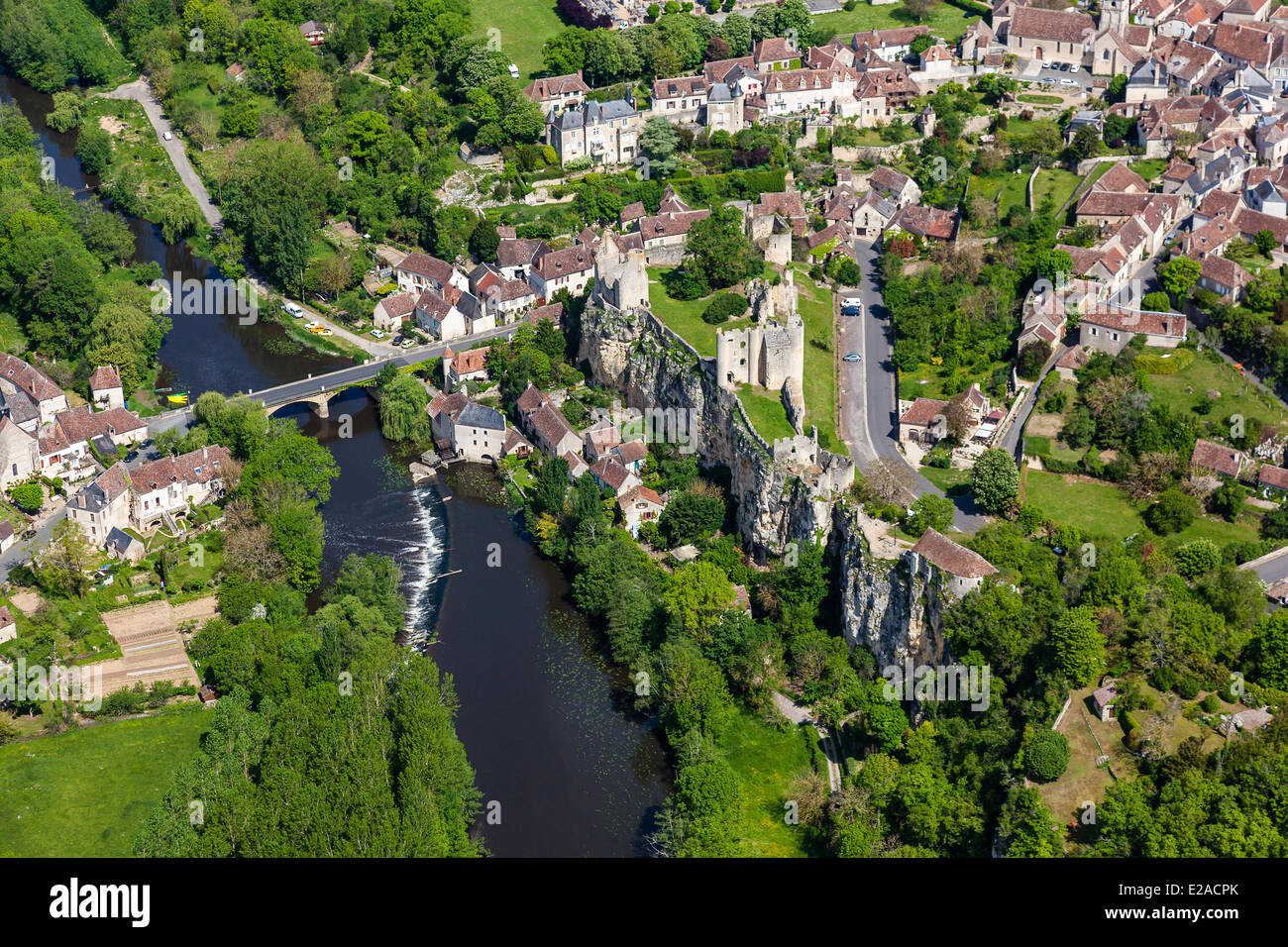 France, Vienne, Angles sur l'Anglin, labelled Les Plus Beaux Villages de France (The Most Beautiful Villages of France) (aerial Stock Photo