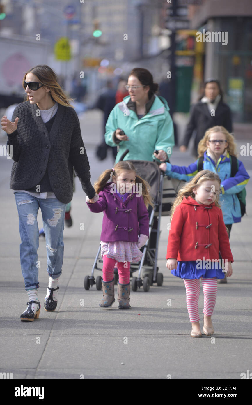 Sarah Jessica Parker heads on a school run with her kids in the West Village  Featuring: Sarah Jessica Parker Where: New York , New York , United States When: 26 Feb 2013 Stock Photo