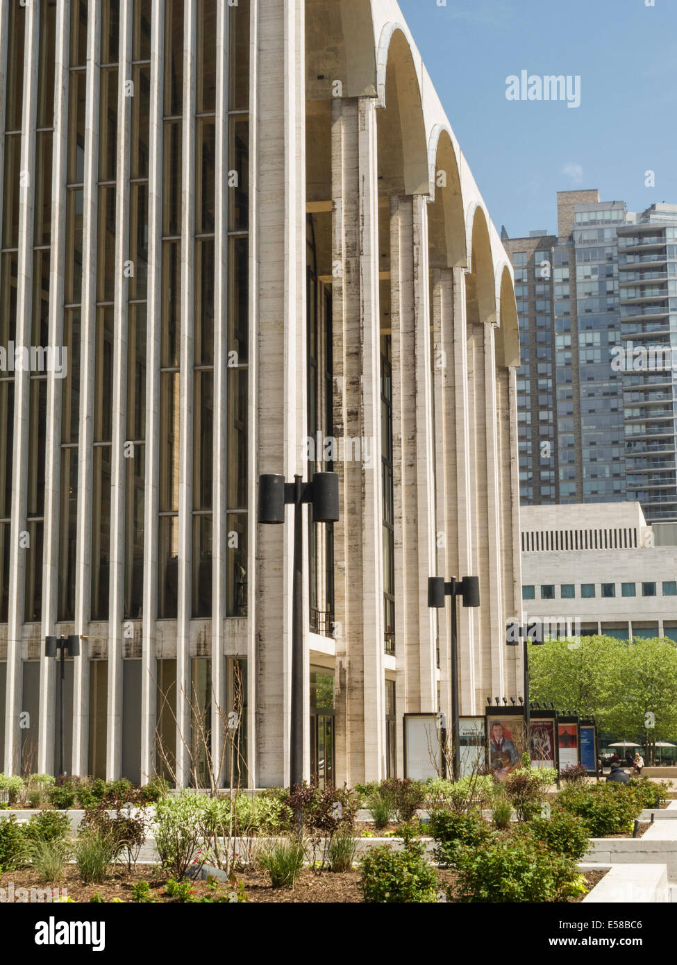 Metropolitan Opera House, Lincoln Center, NYC Stock Photo