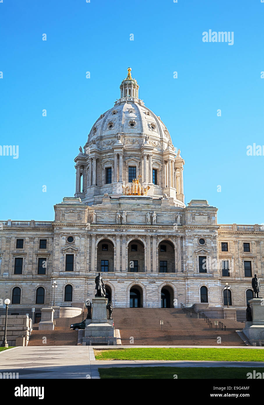 Minnesota capitol building in St. Paul, MN Stock Photo