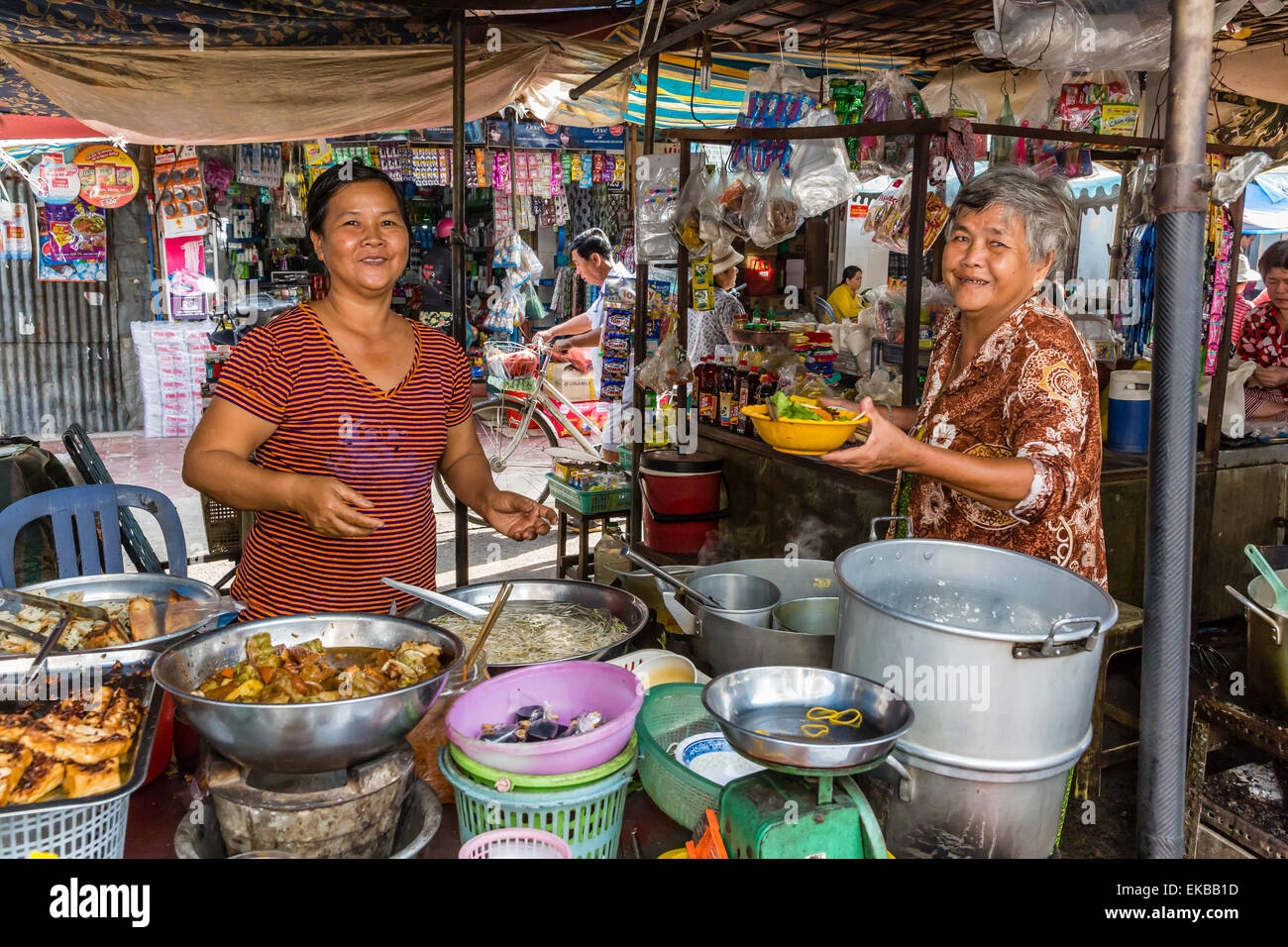 Fresh noodle meal for sale at local market in Chau Doc, Mekong River Delta, Vietnam, Indochina, Southeast Asia, Asia Stock Photo