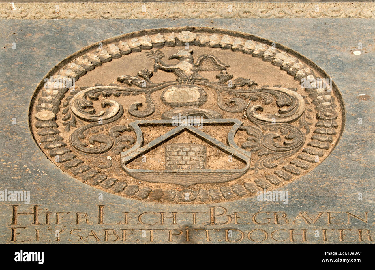 Latin inscriptions carved on tomb ; Dutch mausoleum ; Dutch cemetery ; Pulicat Pazhaverkadu ; Tamil Nadu ; India Stock Photo