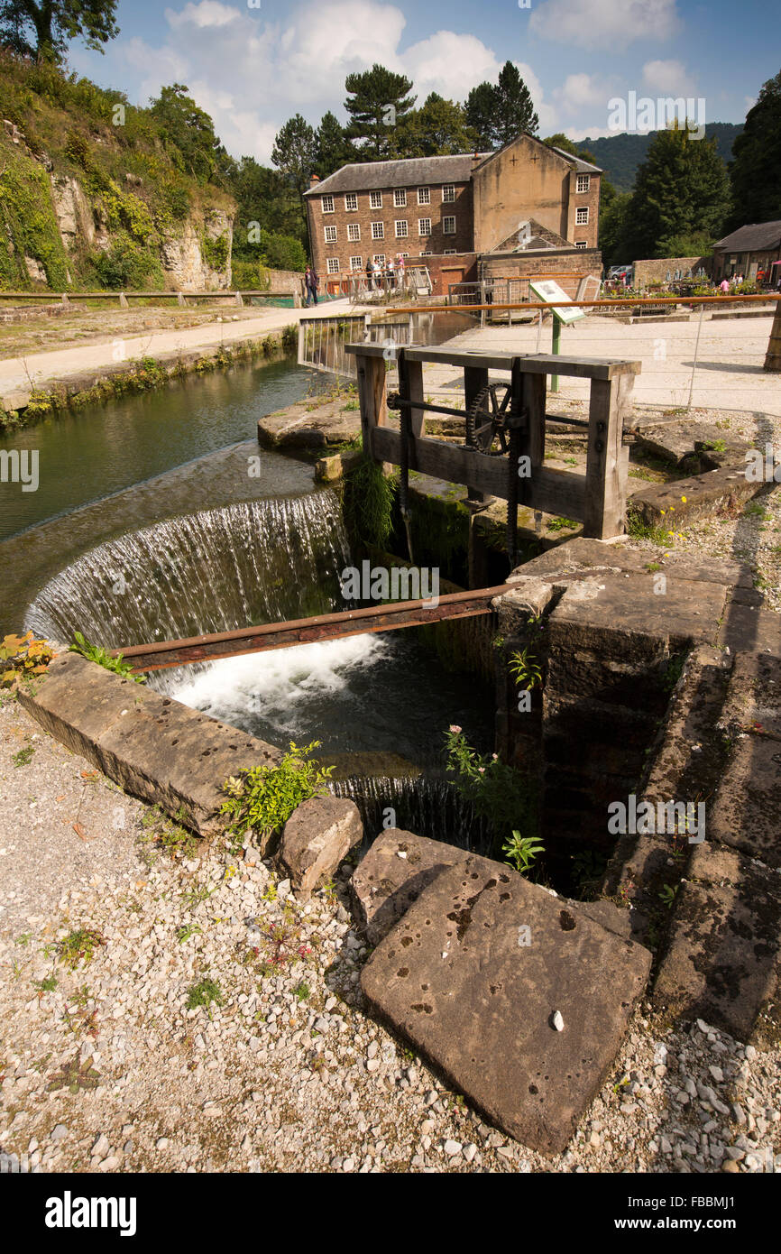 UK, England, Derbyshire, Cromford Mill, weir controlling water level to main waterwheel Stock Photo