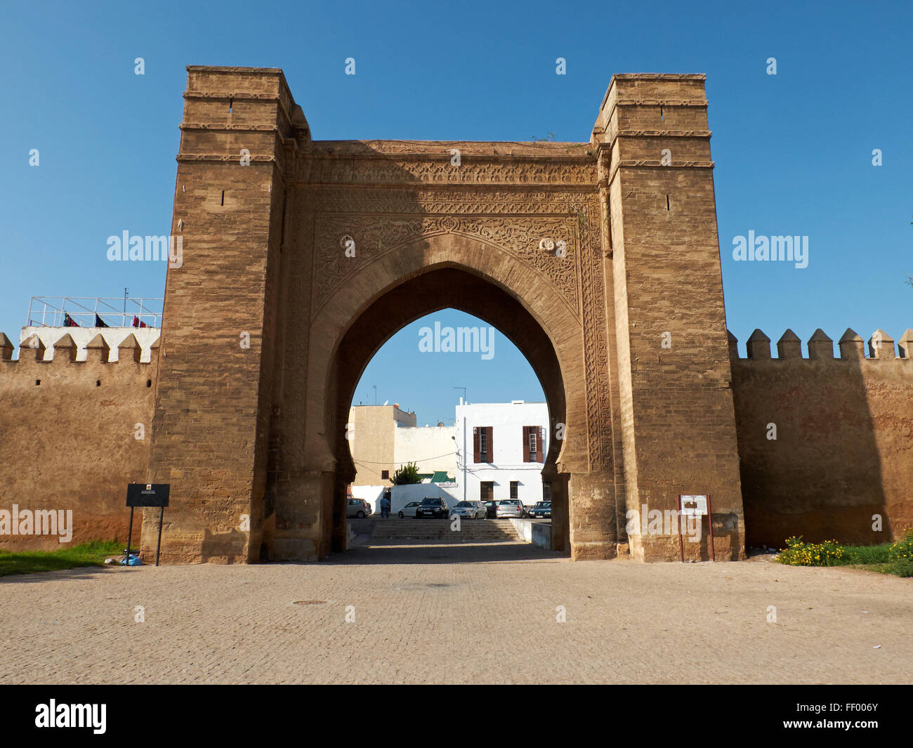 Bab Mellah in Place Bab El Mrissa.  Bab El Mrissa is the main gate to ancient Sale Medina. Rabat, Morocco. North Africa. Stock Photo