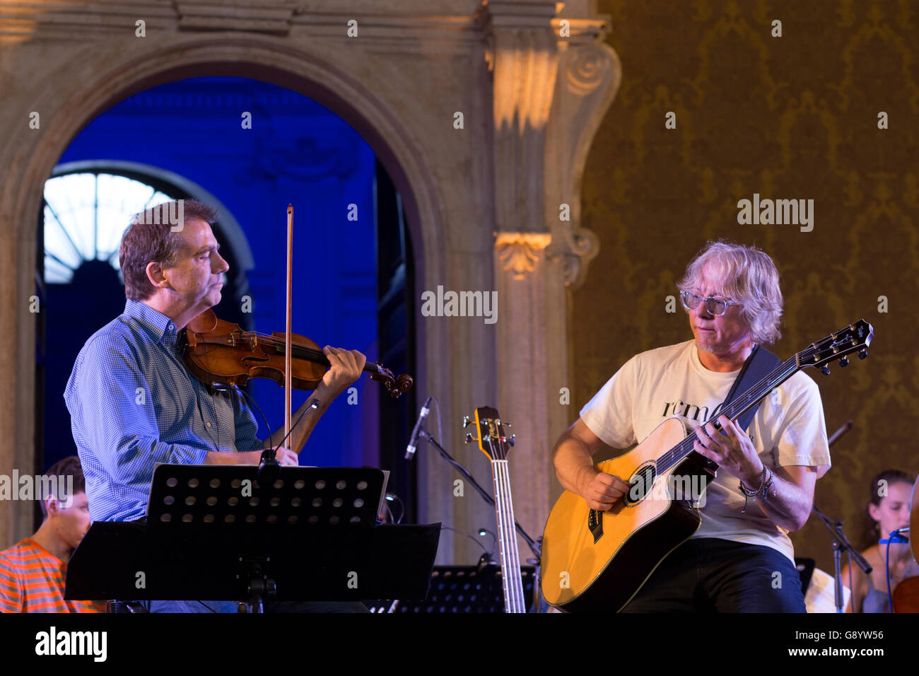 Rome, Italy. 30th June, 2016. Rome, Palazzo Barberini - Soundcheck for Mike Mills (R.E.M.), guitar, and Robert McDuffie, violin: Concerto for Rock Band,Violin, and String Quintet in Rome Chamber Music Festival 2016 Credit:  Red On/Alamy Live News Stock Photo