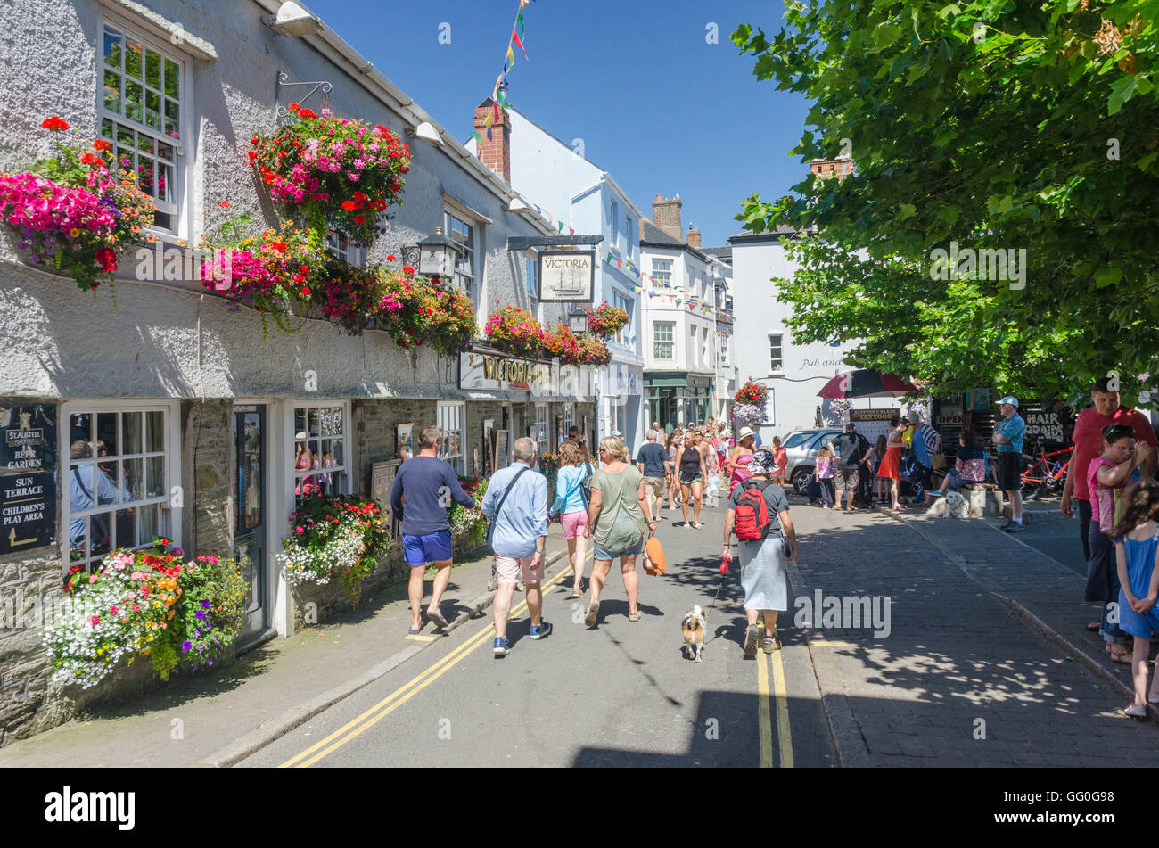 Fore Street, Salcombe in summer Stock Photo