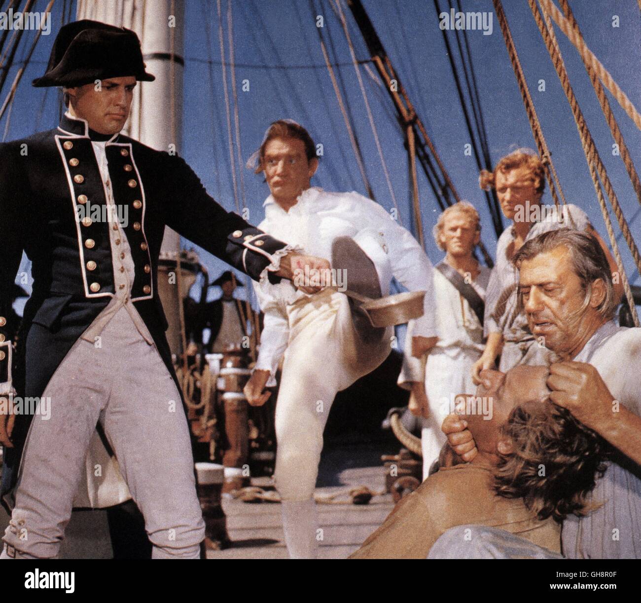 MEUTEREI AUF DER BOUNTY / Mutiny on the Bounty USA 1962 / Lewis Milestone Szene mit MARLON BRANDO (Lieutenant Fletcher Christian), TREVOR HOWARD (Captain Bligh) Regie: Lewis Milestone aka. Mutiny on the Bounty Stock Photo