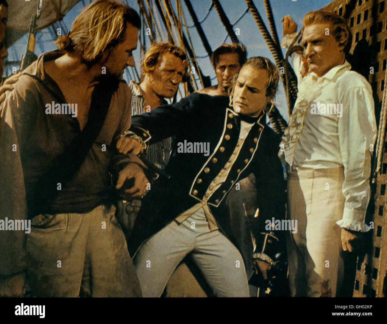 MARLON BRANDO (Lt. Fletcher Christian), TREVOR HOWARD (Captain Bligh) on the Bounty. Regie: Lewis Milestone aka. Mutiny on the Bounty Stock Photo